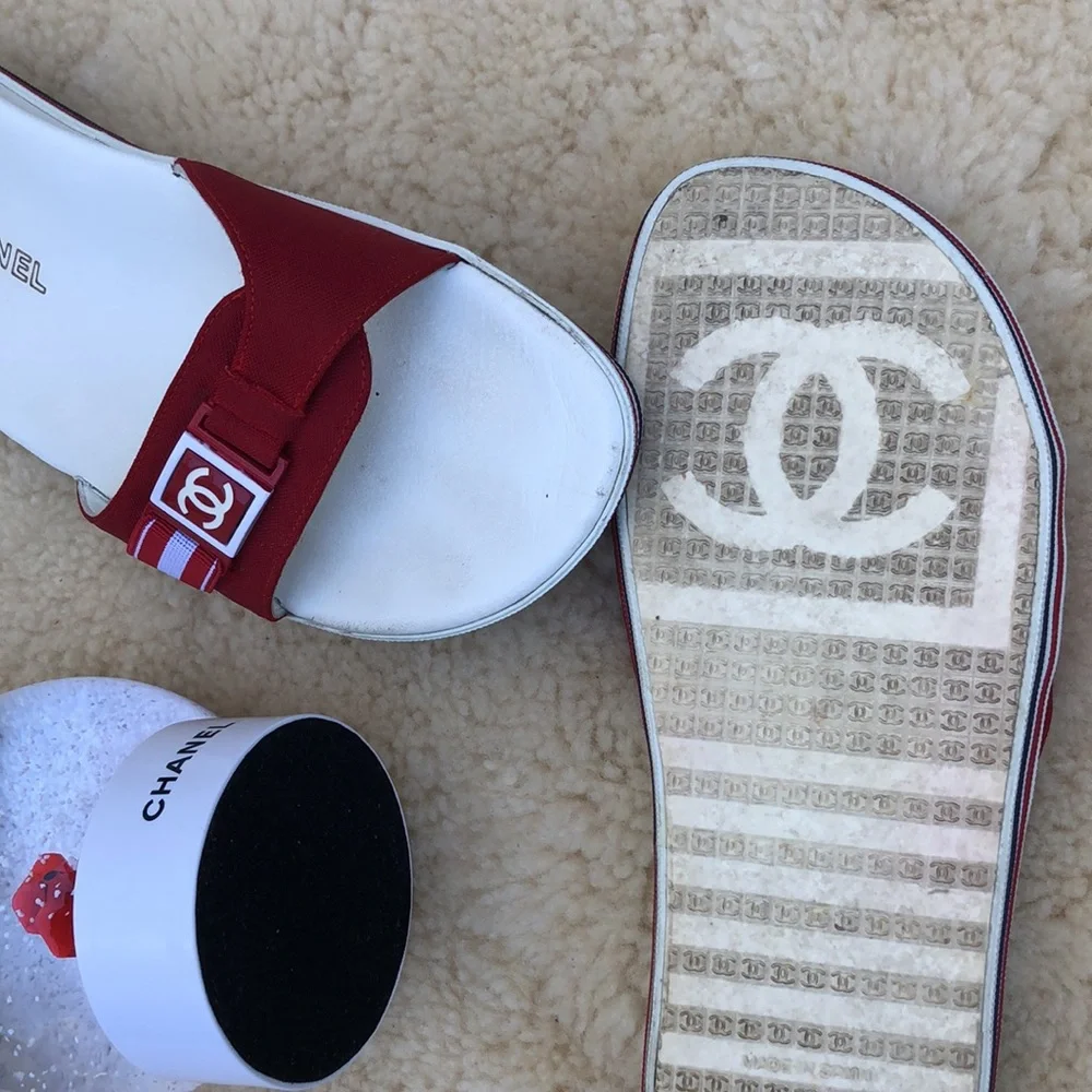 Chanel vintage red & white slide sandals - Picture 5 of 6